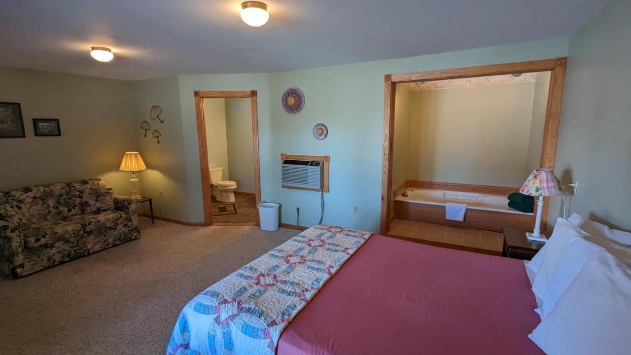 The Nova Motel Лудингтън Екстериор снимка