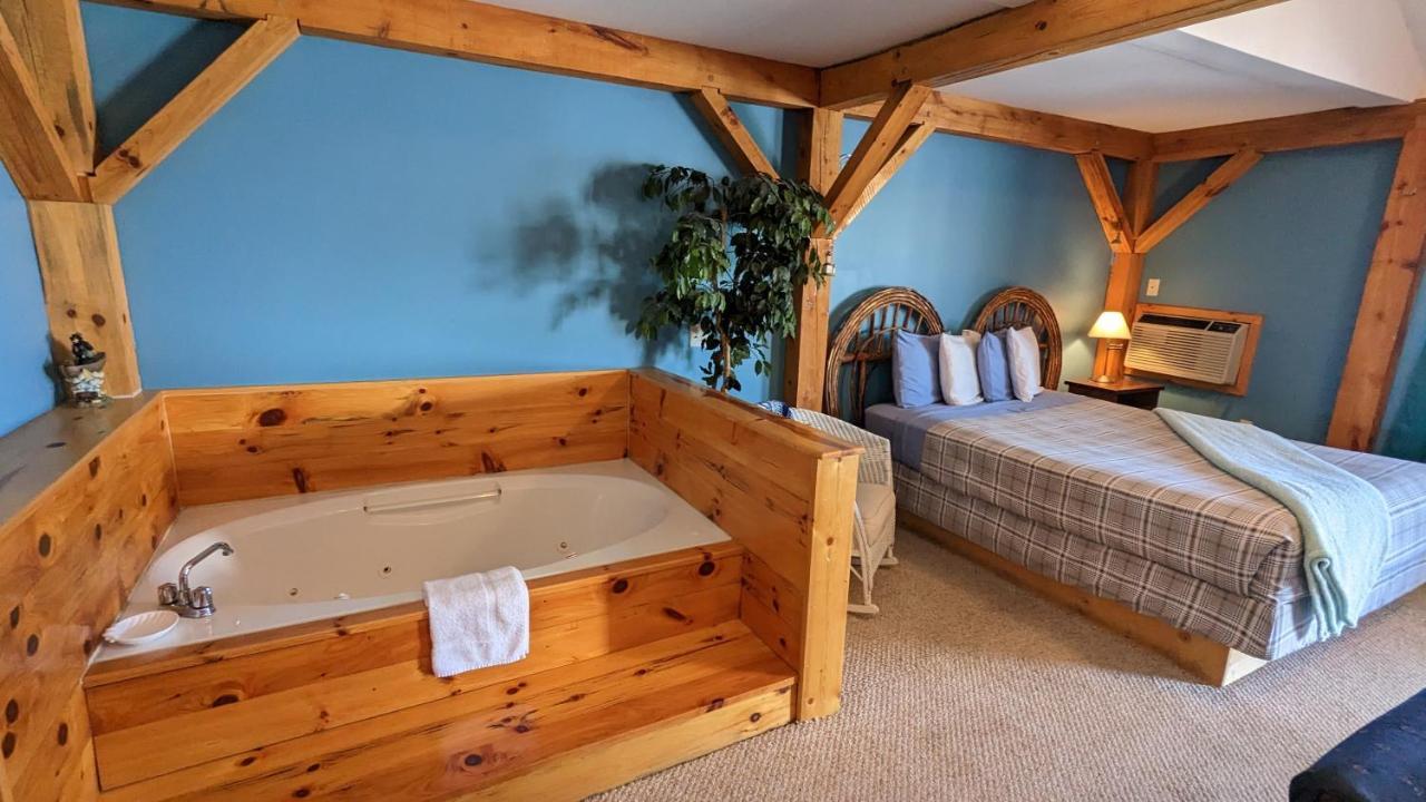 The Nova Motel Лудингтън Екстериор снимка
